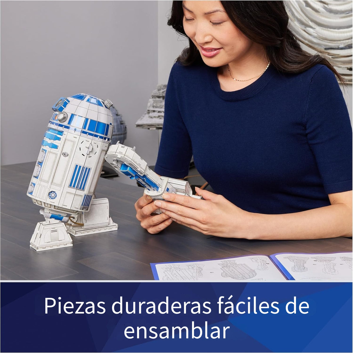4D Build R2-D2