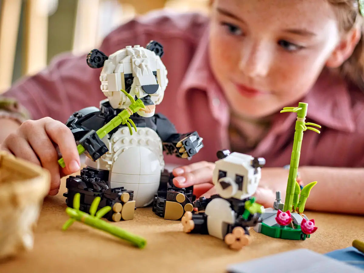LEGO Creator 3 en 1 Familia de Pandas 31165 – Cooltura Venezuela