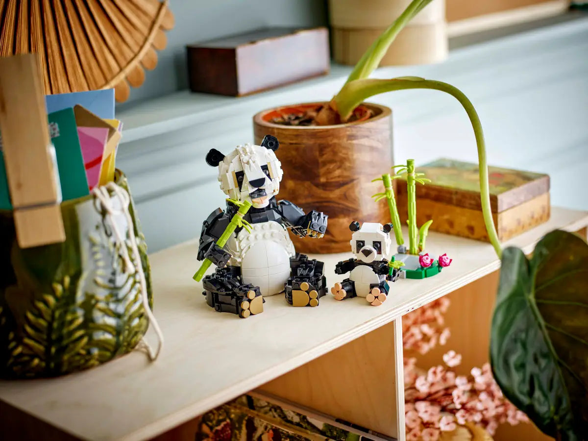 LEGO Creator 3 en 1 Familia de Pandas 31165 – Cooltura Venezuela