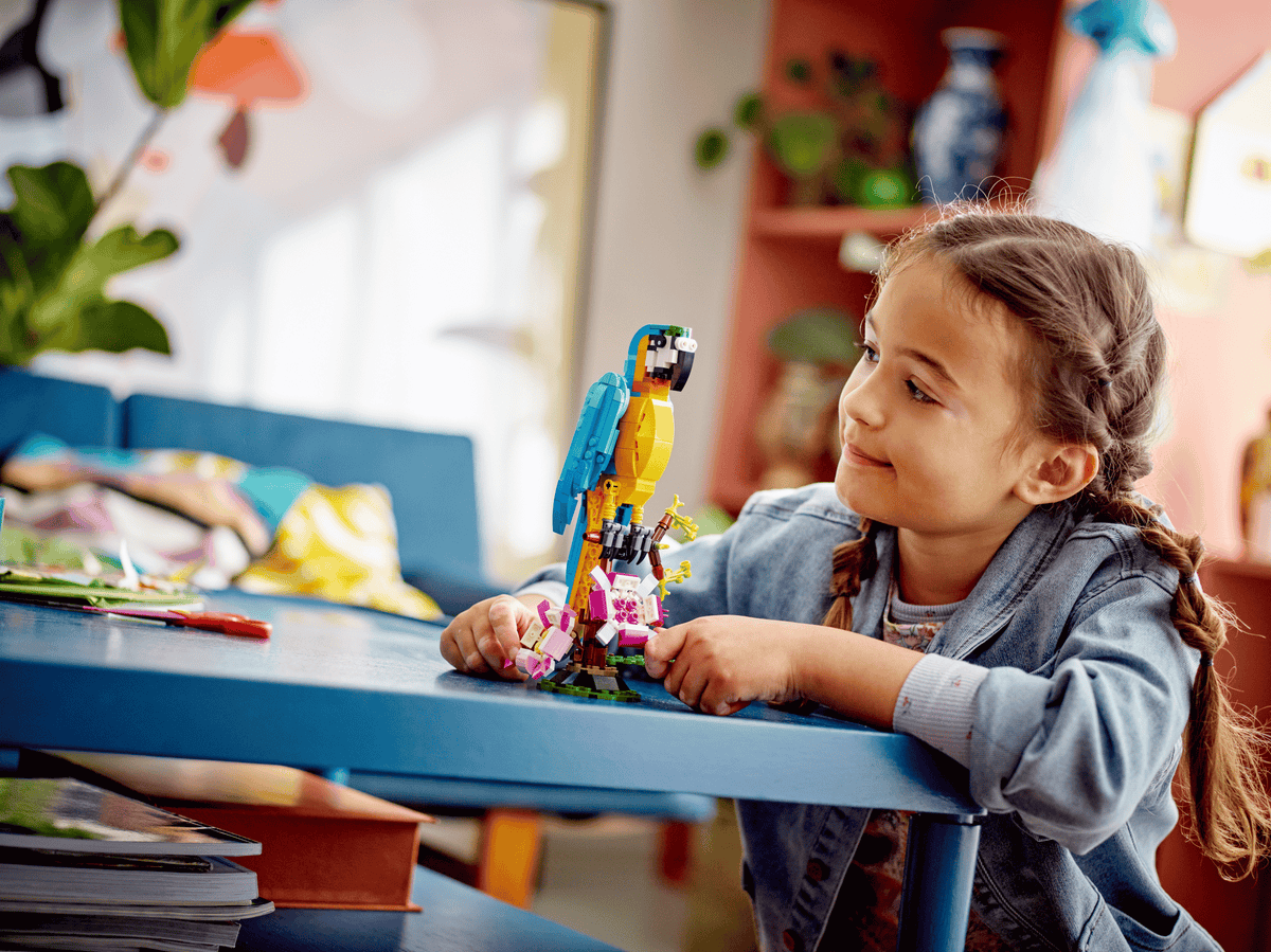 LEGO Creator 3 en 1 Loro Exótico 31136 – Cooltura Venezuela