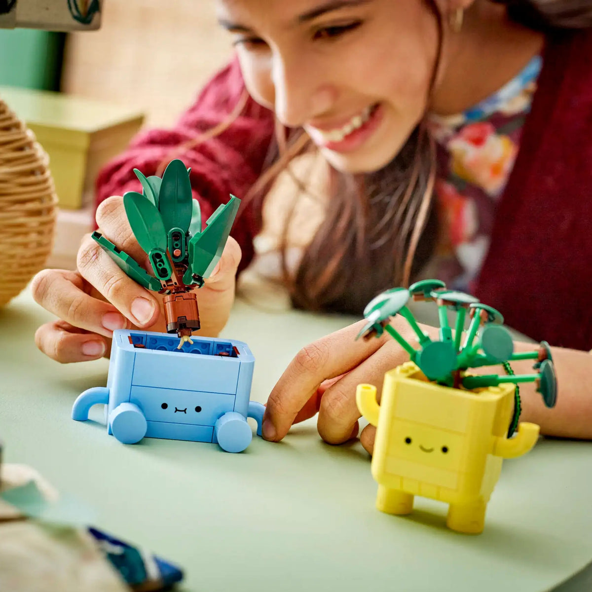 LEGO Botanicals Happy Plants 10349 – Cooltura Venezuela