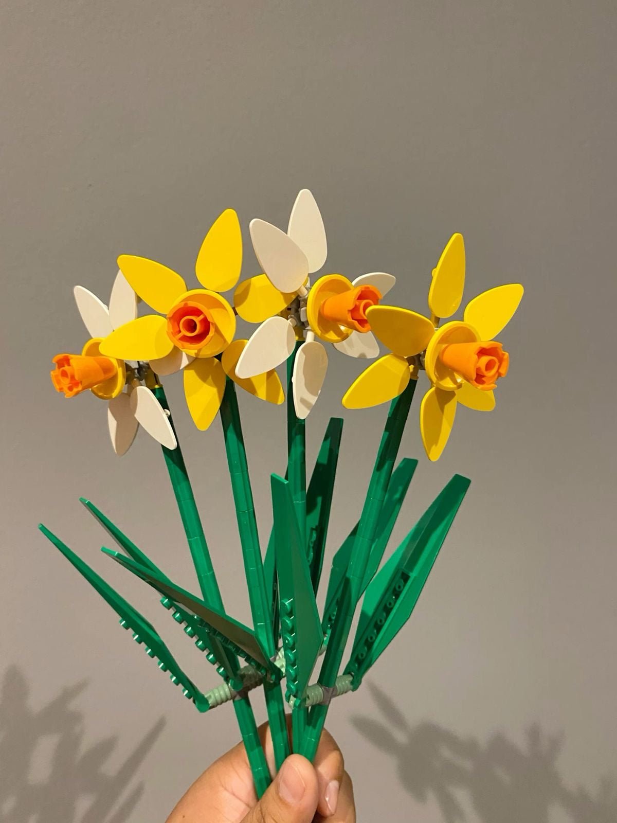 LEGO Flores Narcisos 40747 – Cooltura Venezuela